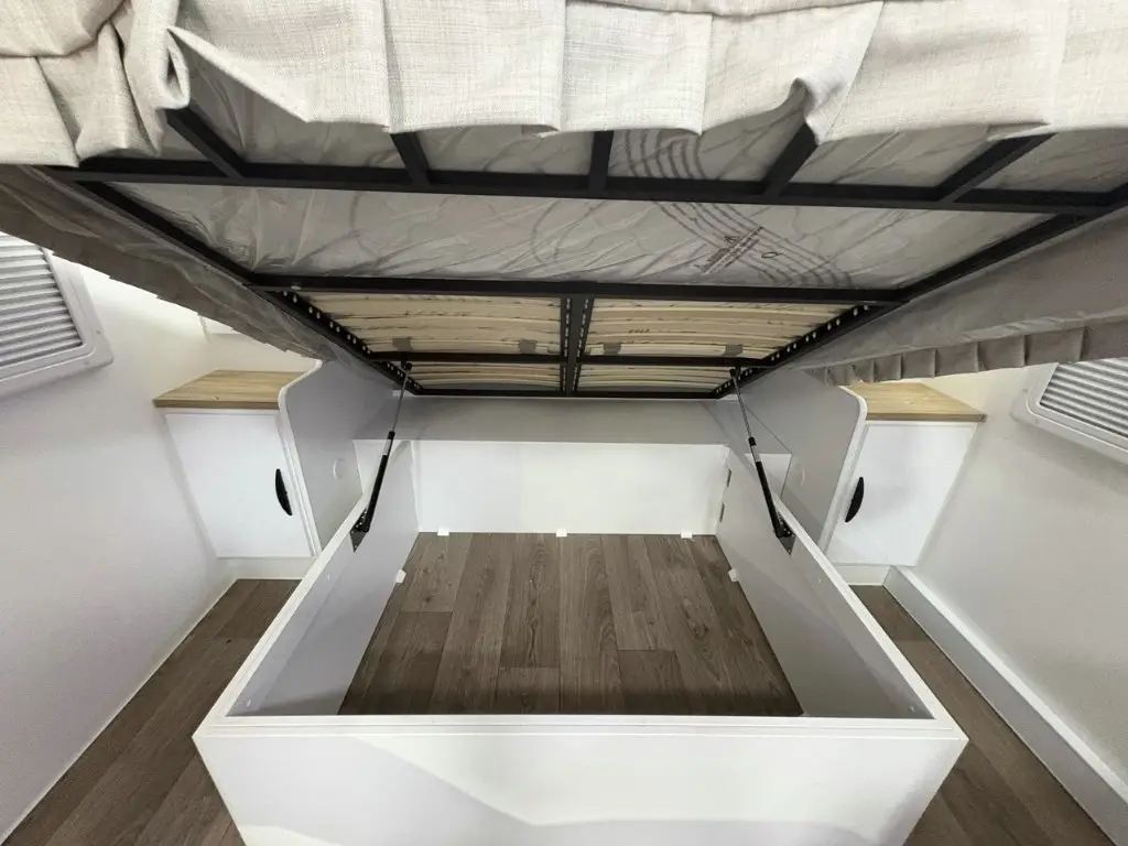 Caravan Gallery Image 5