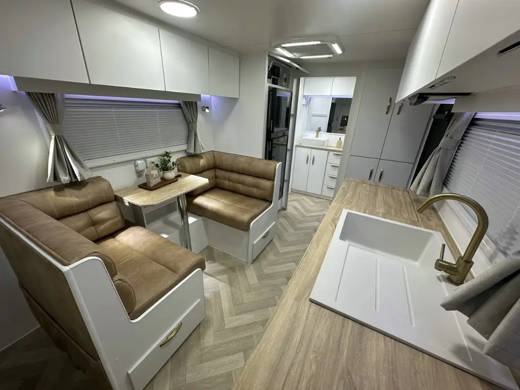 Caravan Gallery Image 3