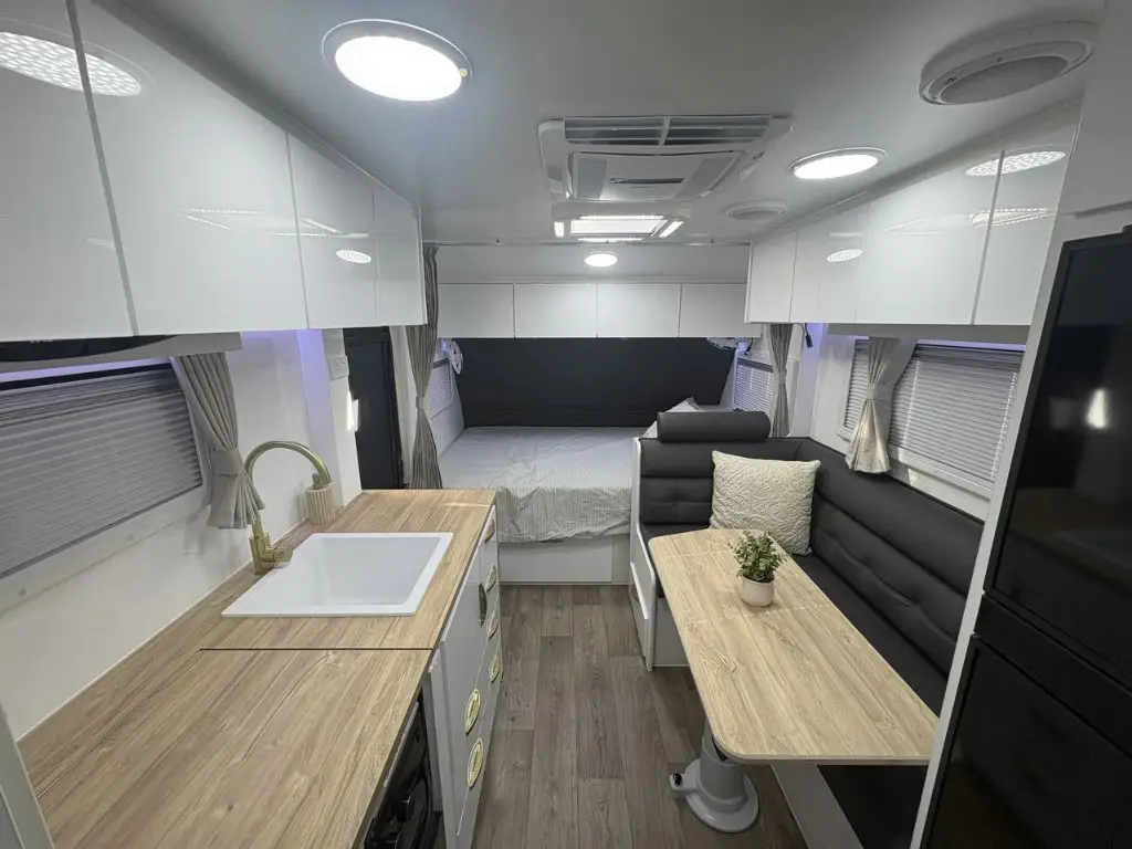 Caravan Gallery Image 2