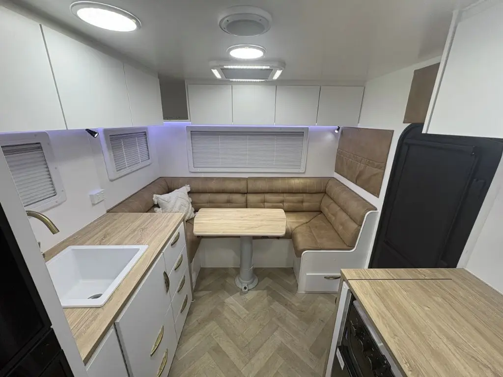 Caravan Gallery Image 2