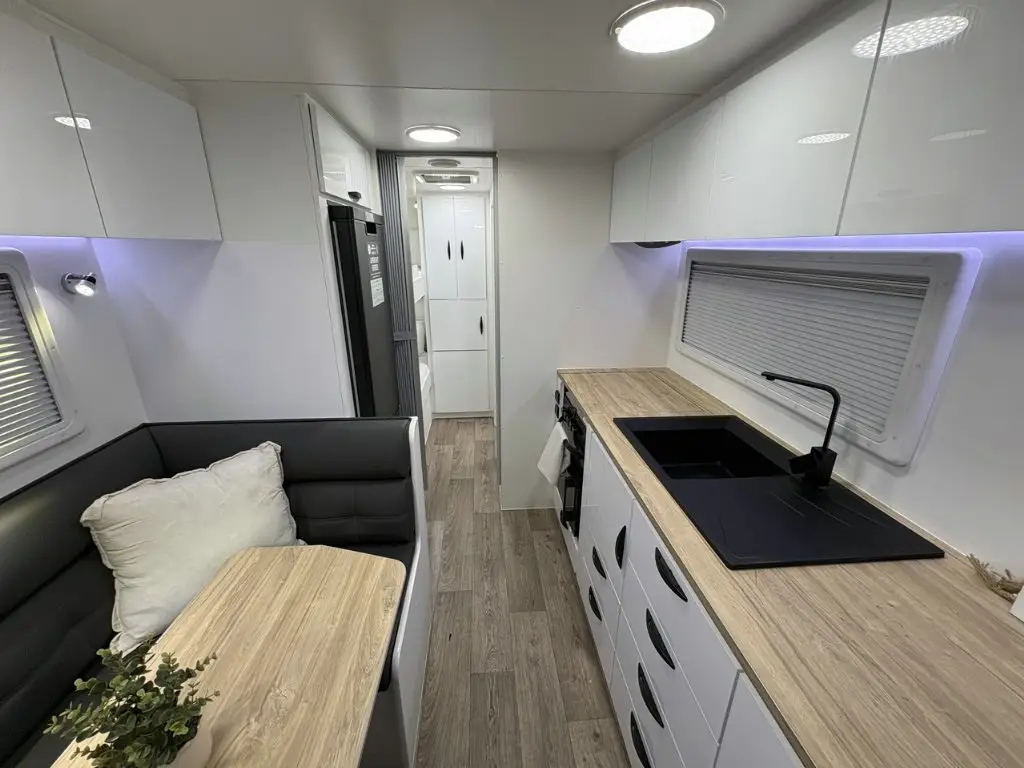 Caravan Gallery Image 2
