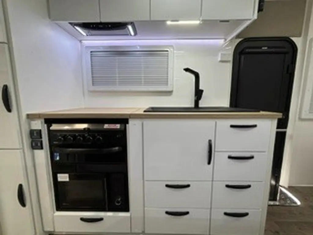 Caravan Gallery Image 28