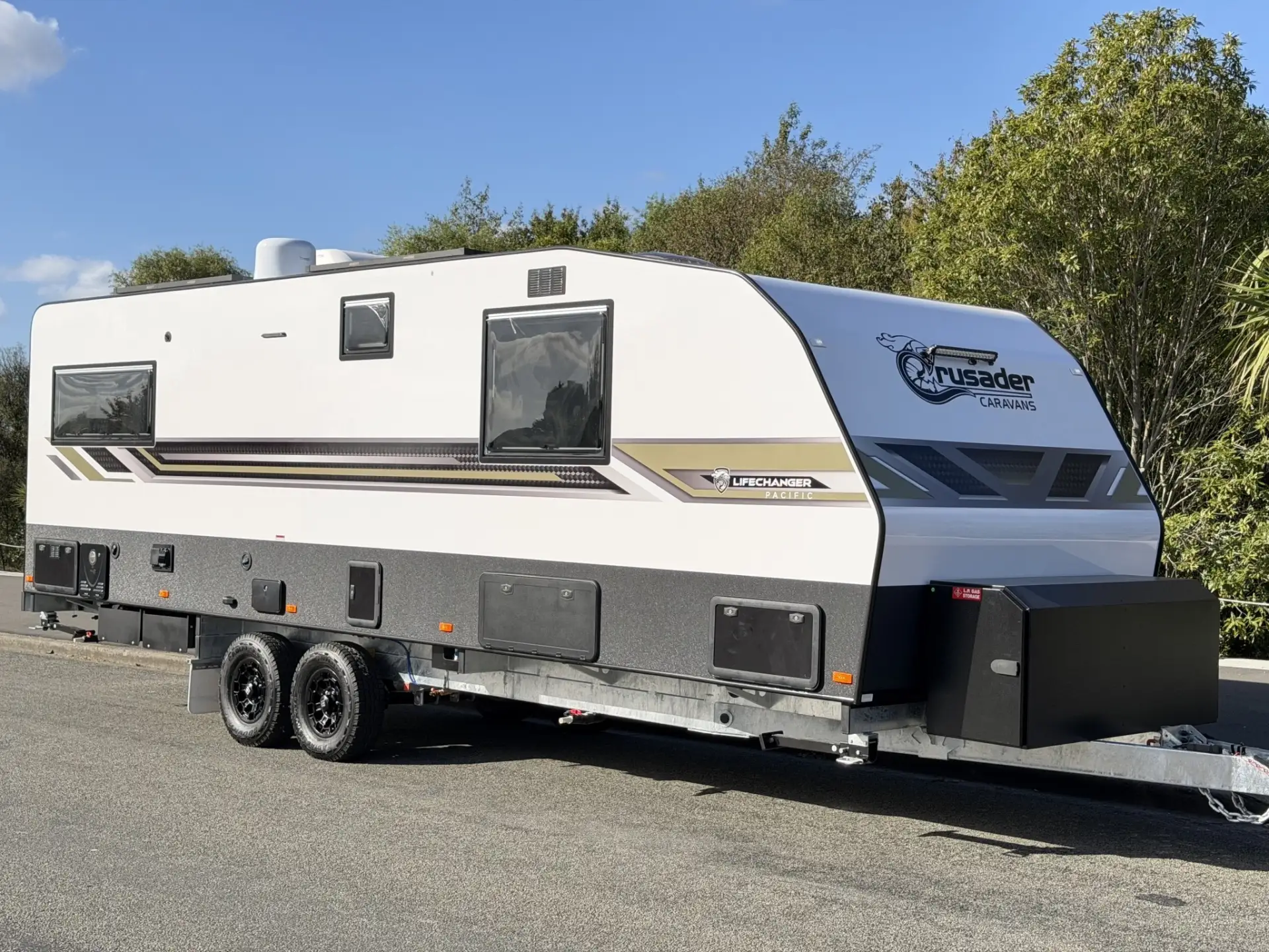 Exterior Slider Image