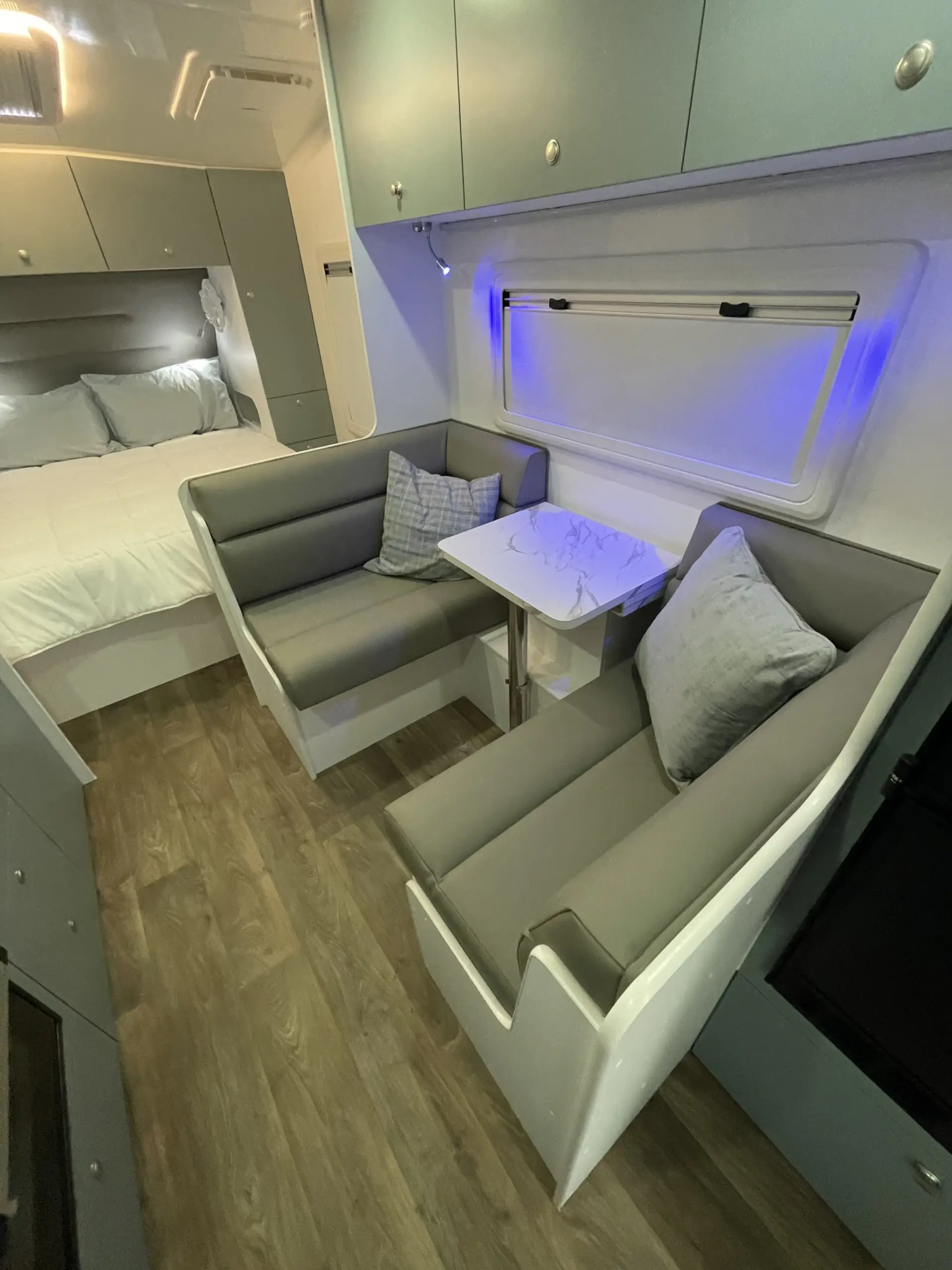 2026 Dreamhaven SuperX 18 Series Image