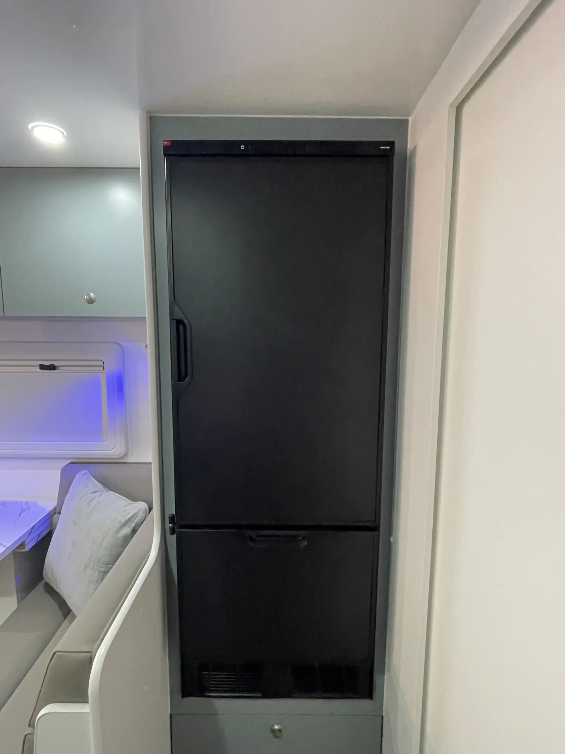 2026 Dreamhaven SuperX 18 Series Image