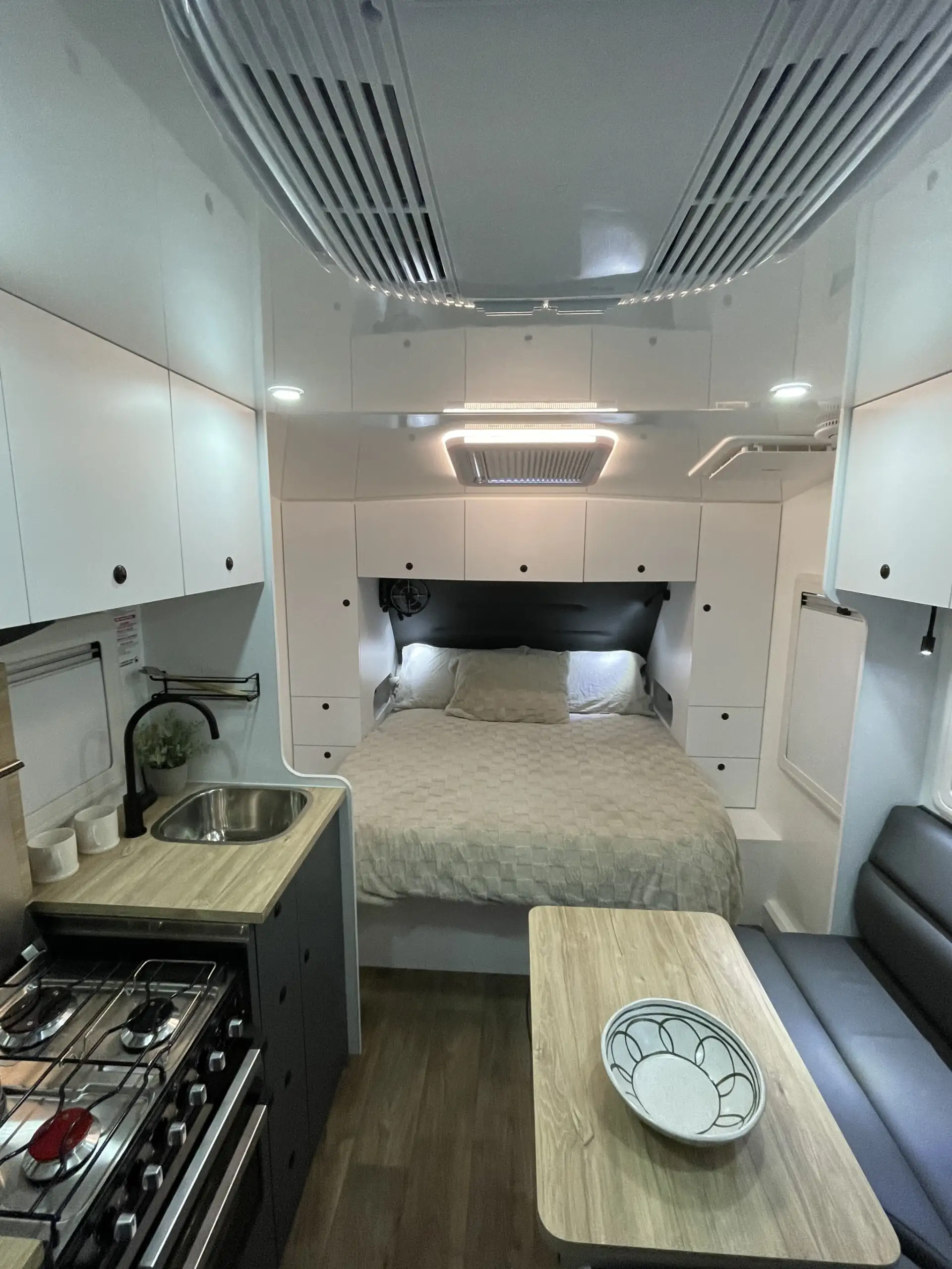 2026 Dreamhaven Tourline 15 Series Image