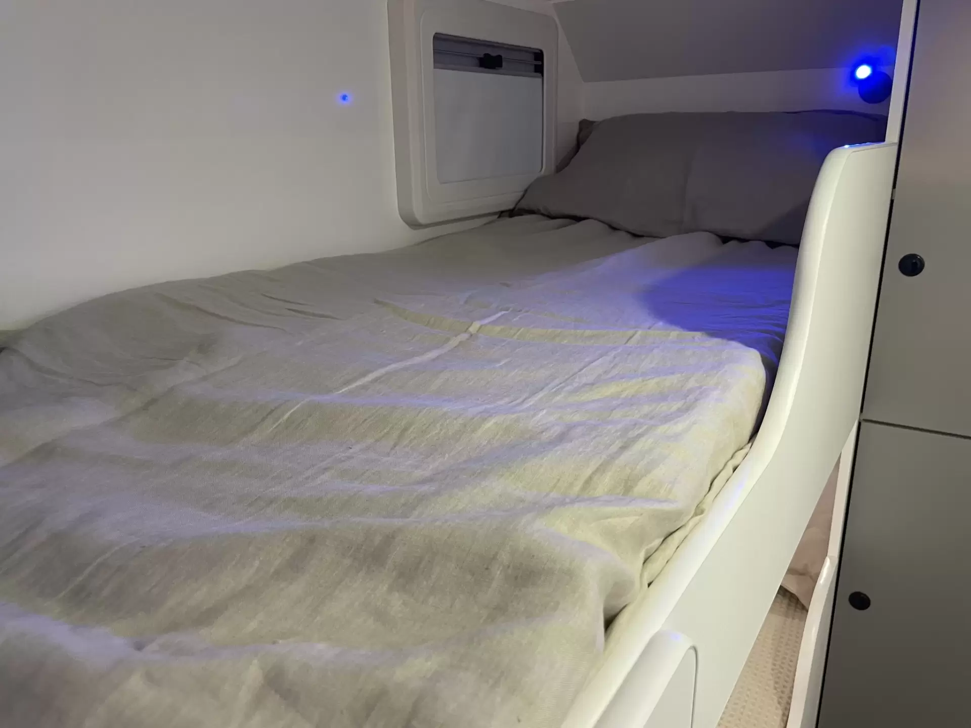 2026 Dreamhaven SuperX 21 Series Family 3 Bunk Image