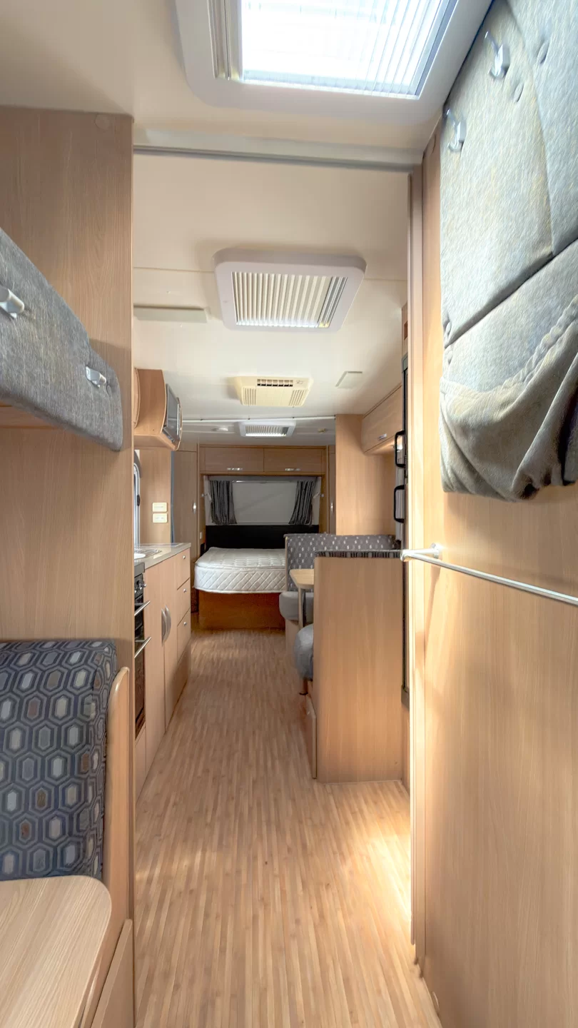 STARCRAFT OUTBACK 22.68 1