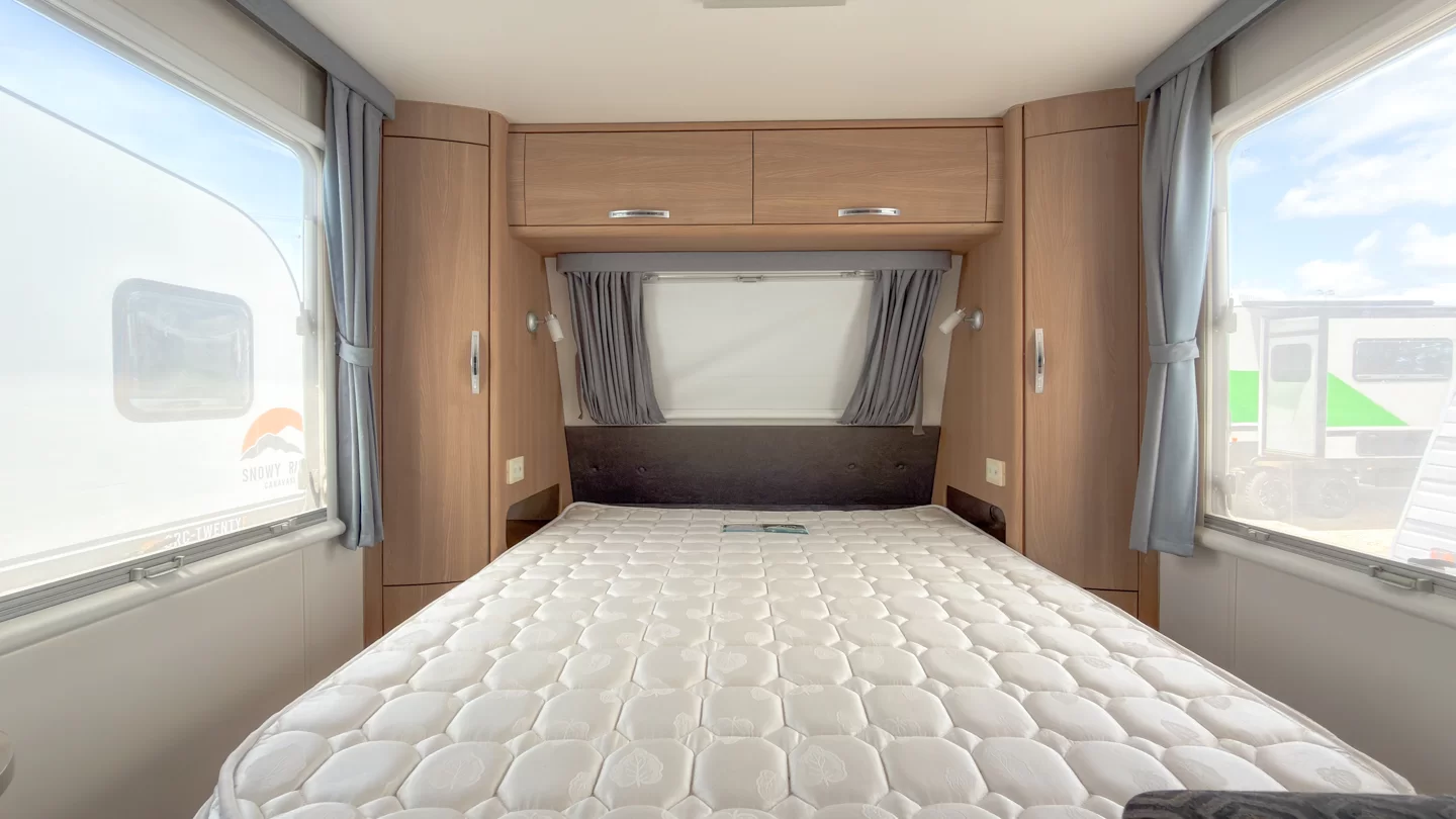 STARCRAFT OUTBACK 22.68 1