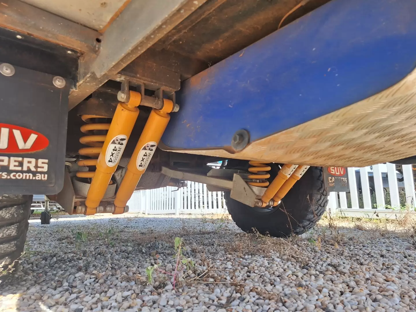 SAHARA SUV - NAVIGATOR