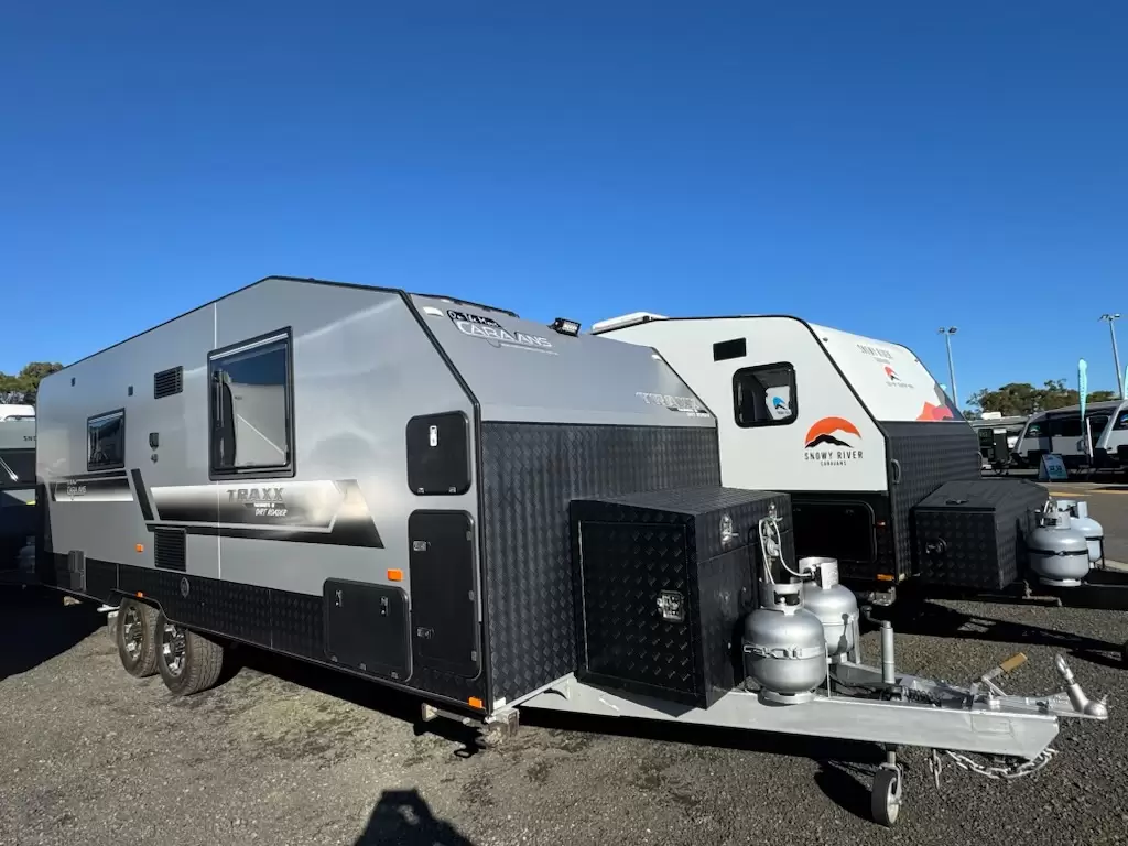 2018 Traxx Series 2