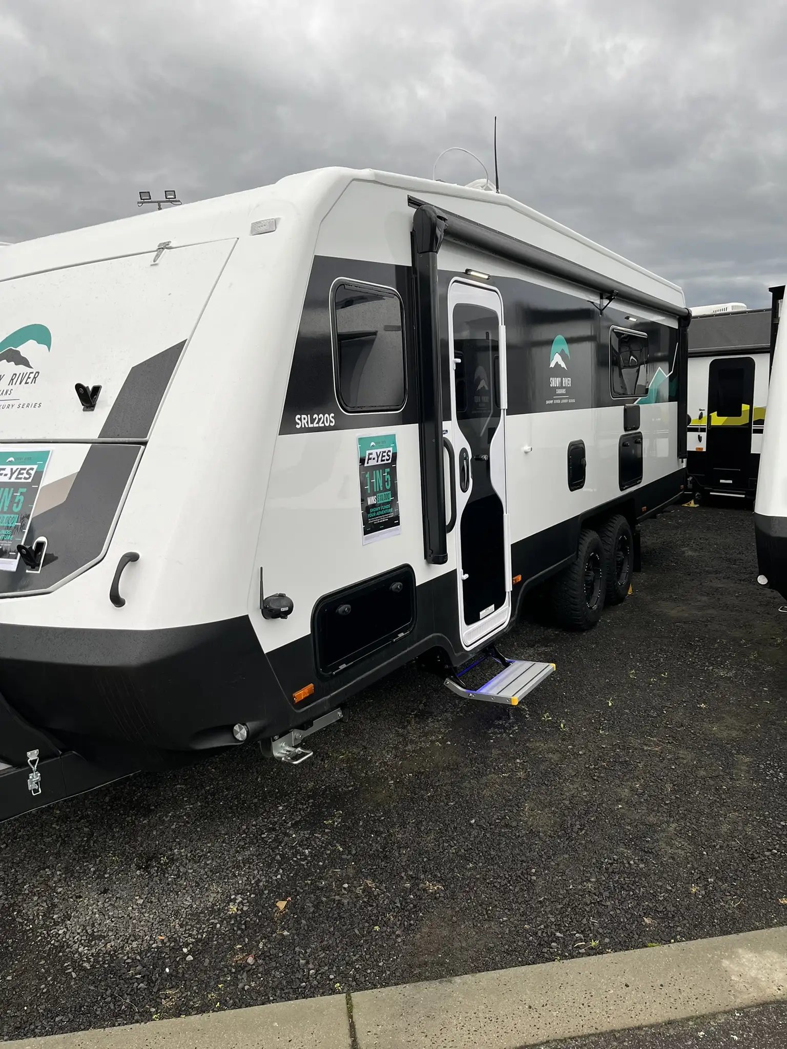 SRL-220S