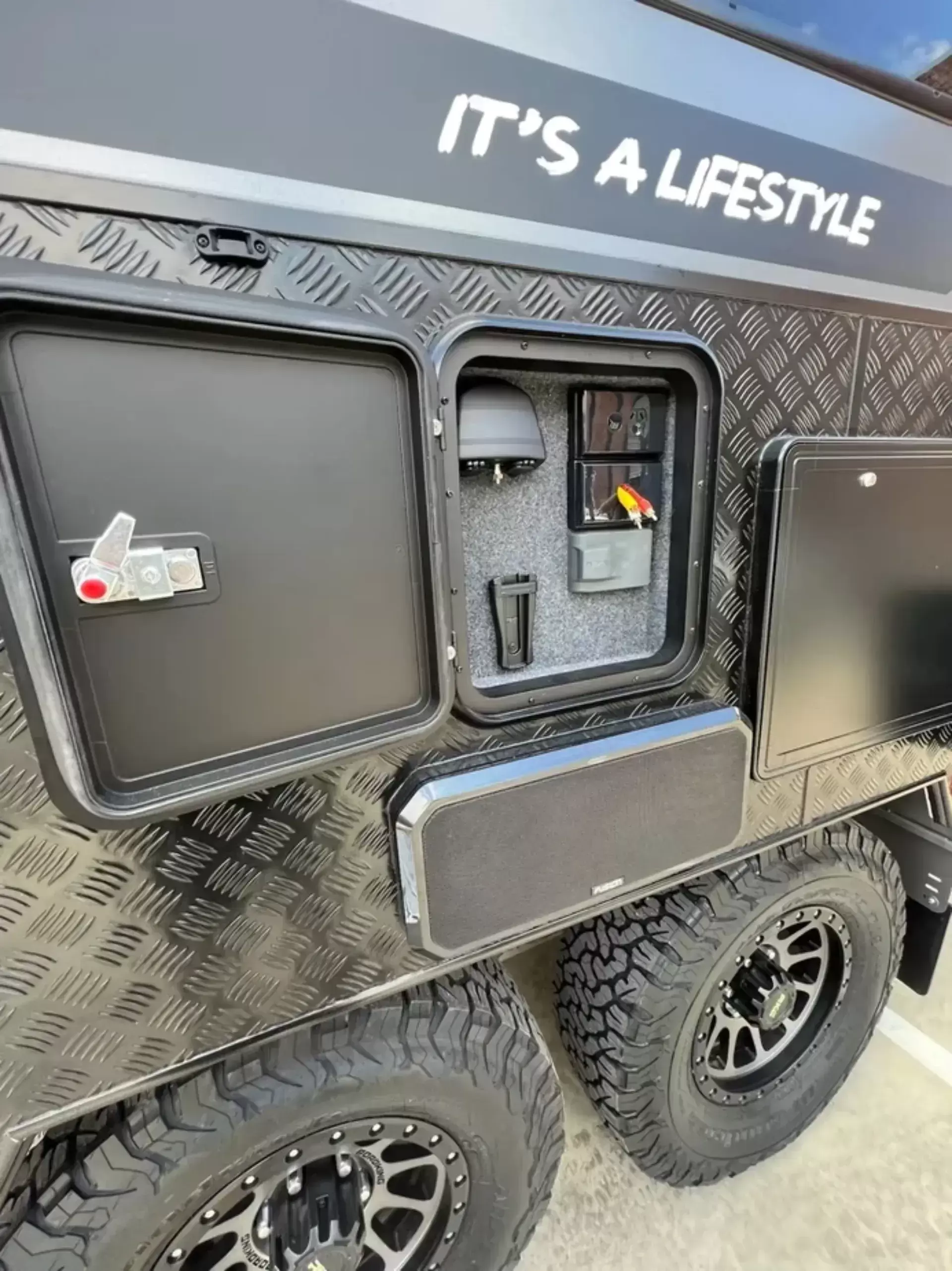 Caravan Exterior