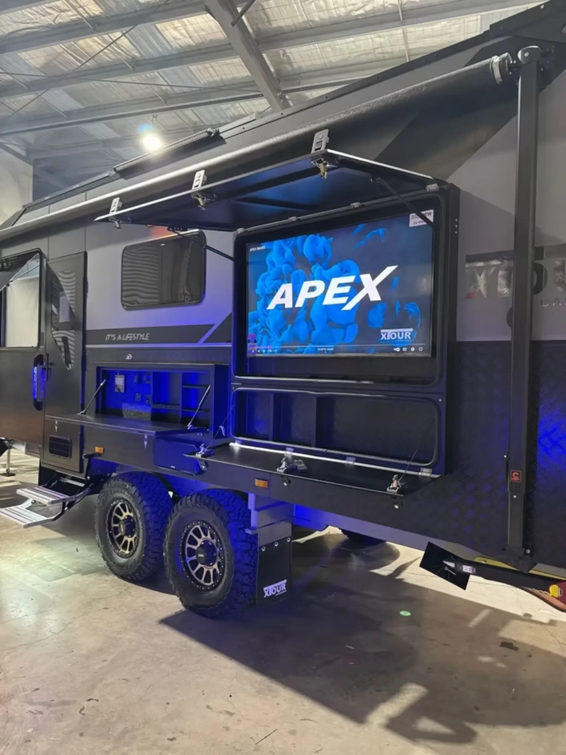 Caravan Exterior