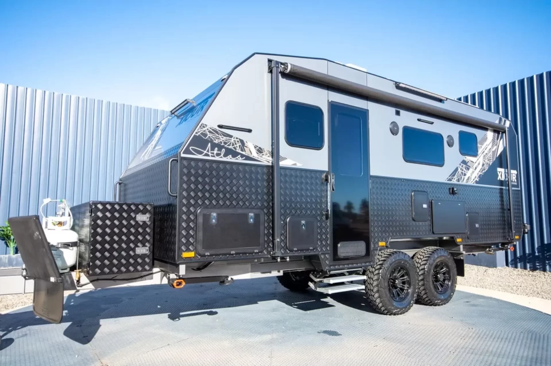 Caravan Exterior
