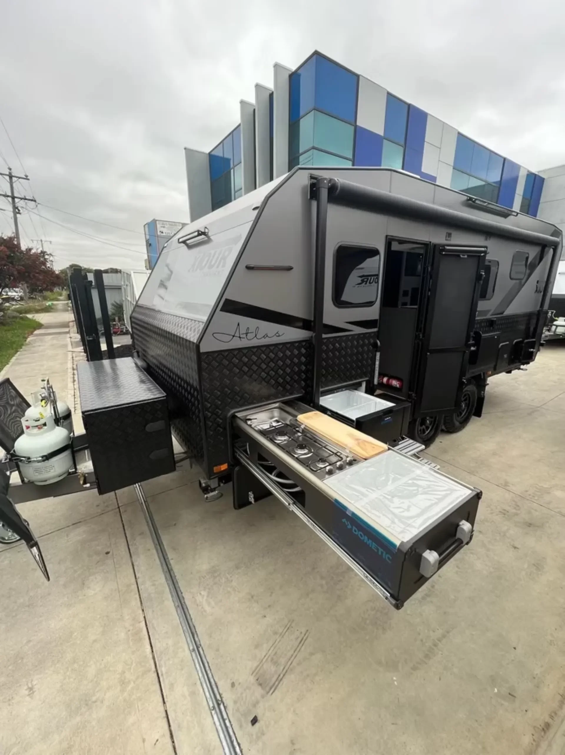 Caravan Exterior