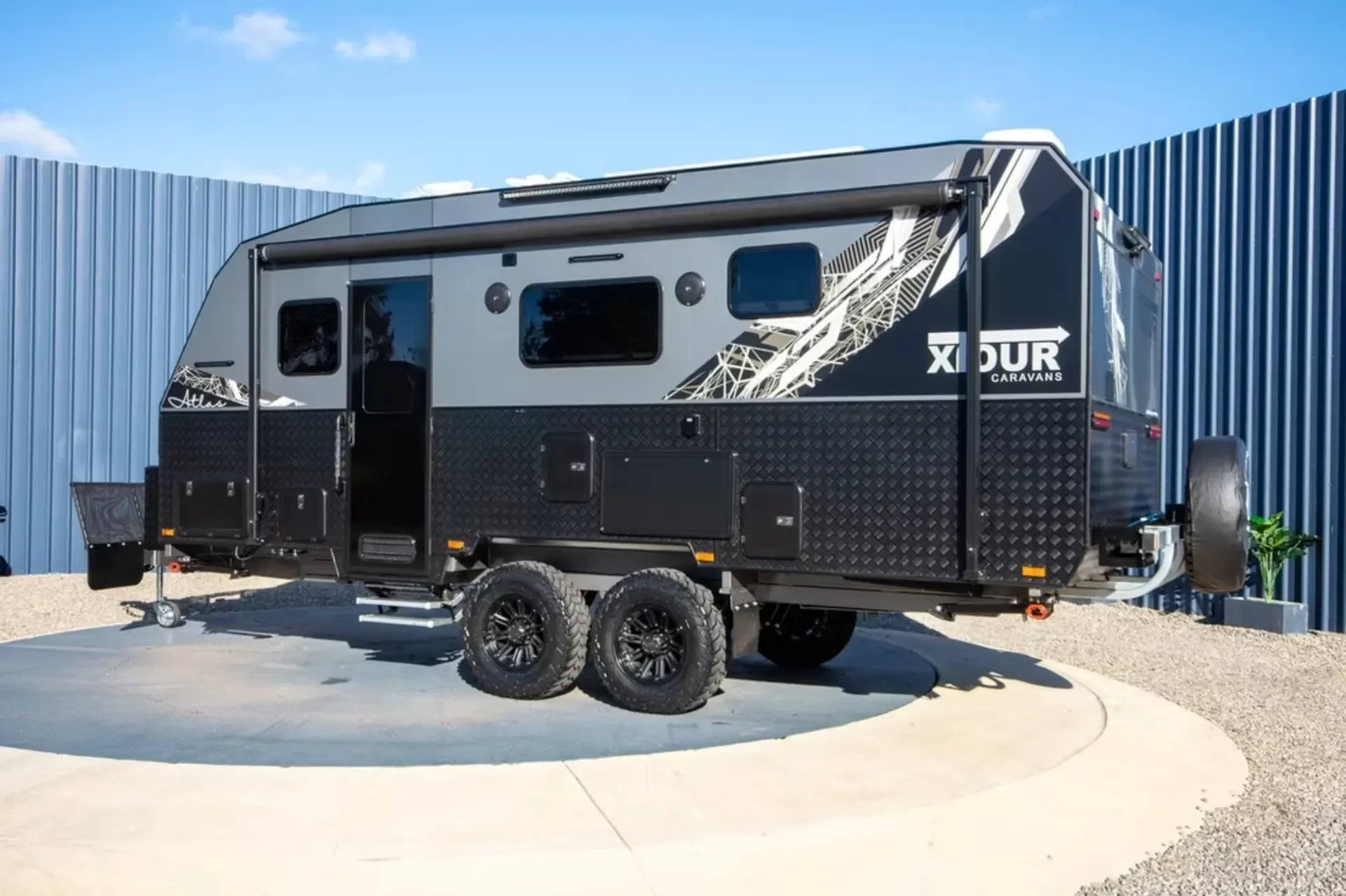 Caravan Exterior