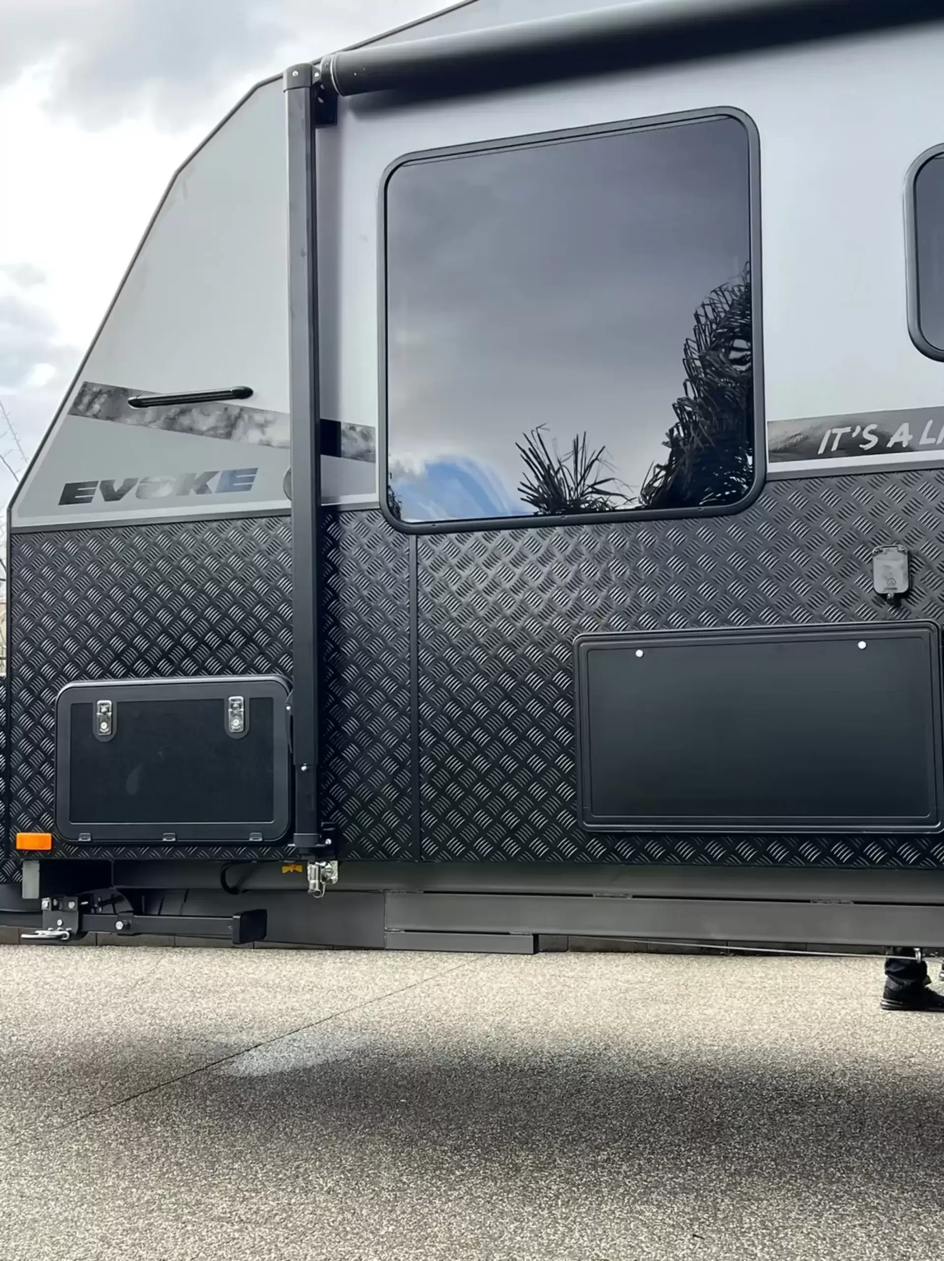 Caravan Exterior