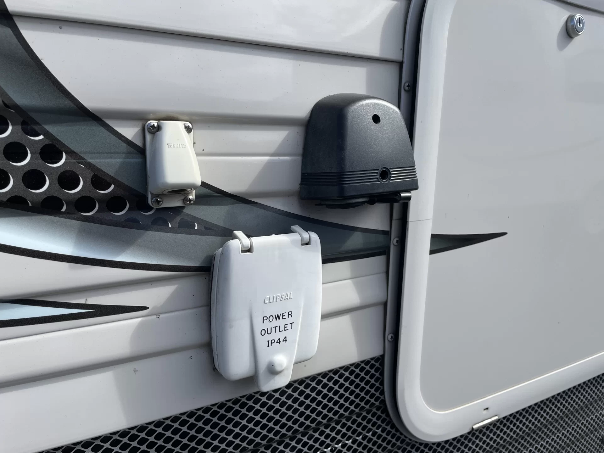 Atlas 522 Single Beds