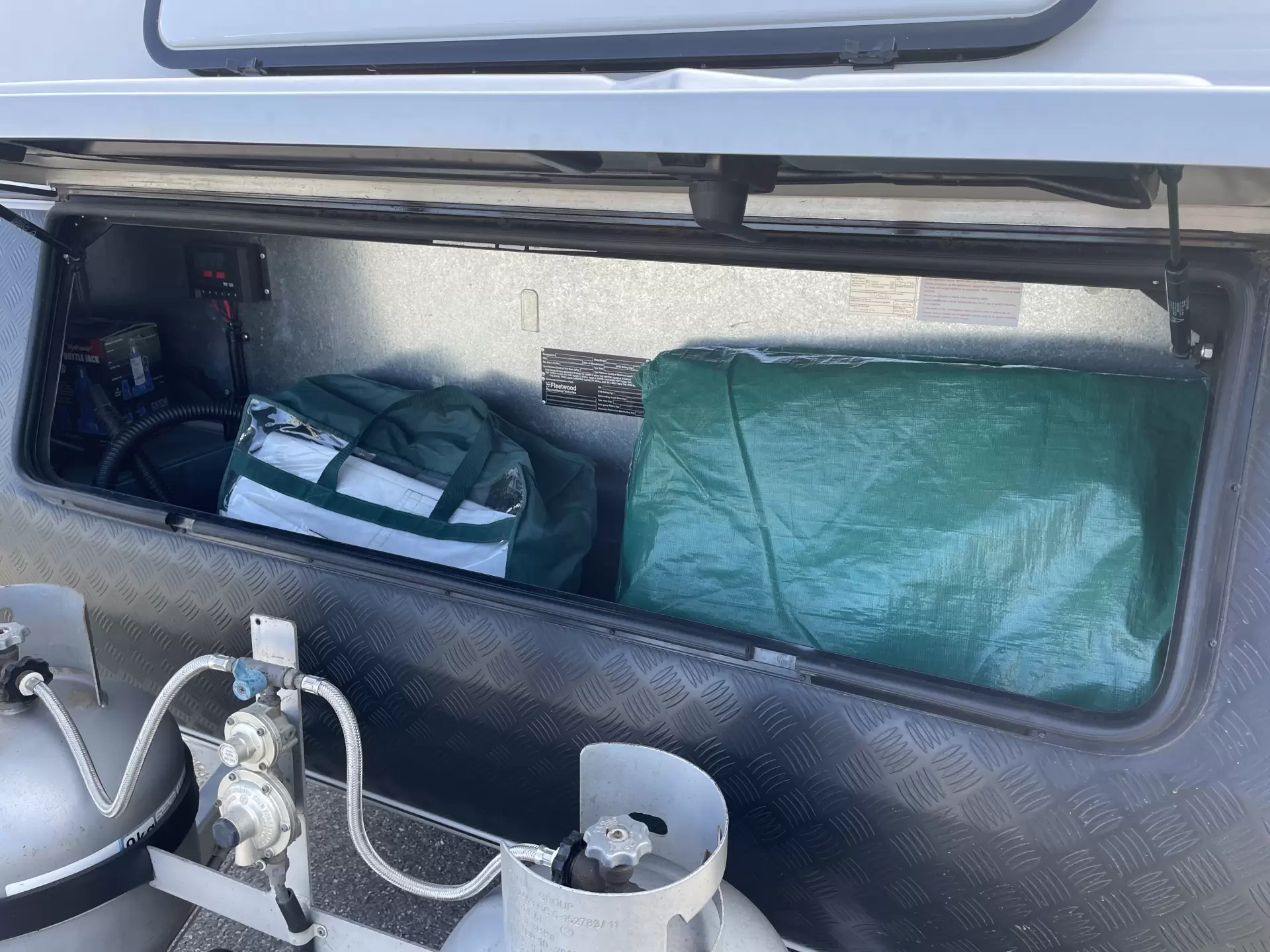 Atlas 522 Single Beds