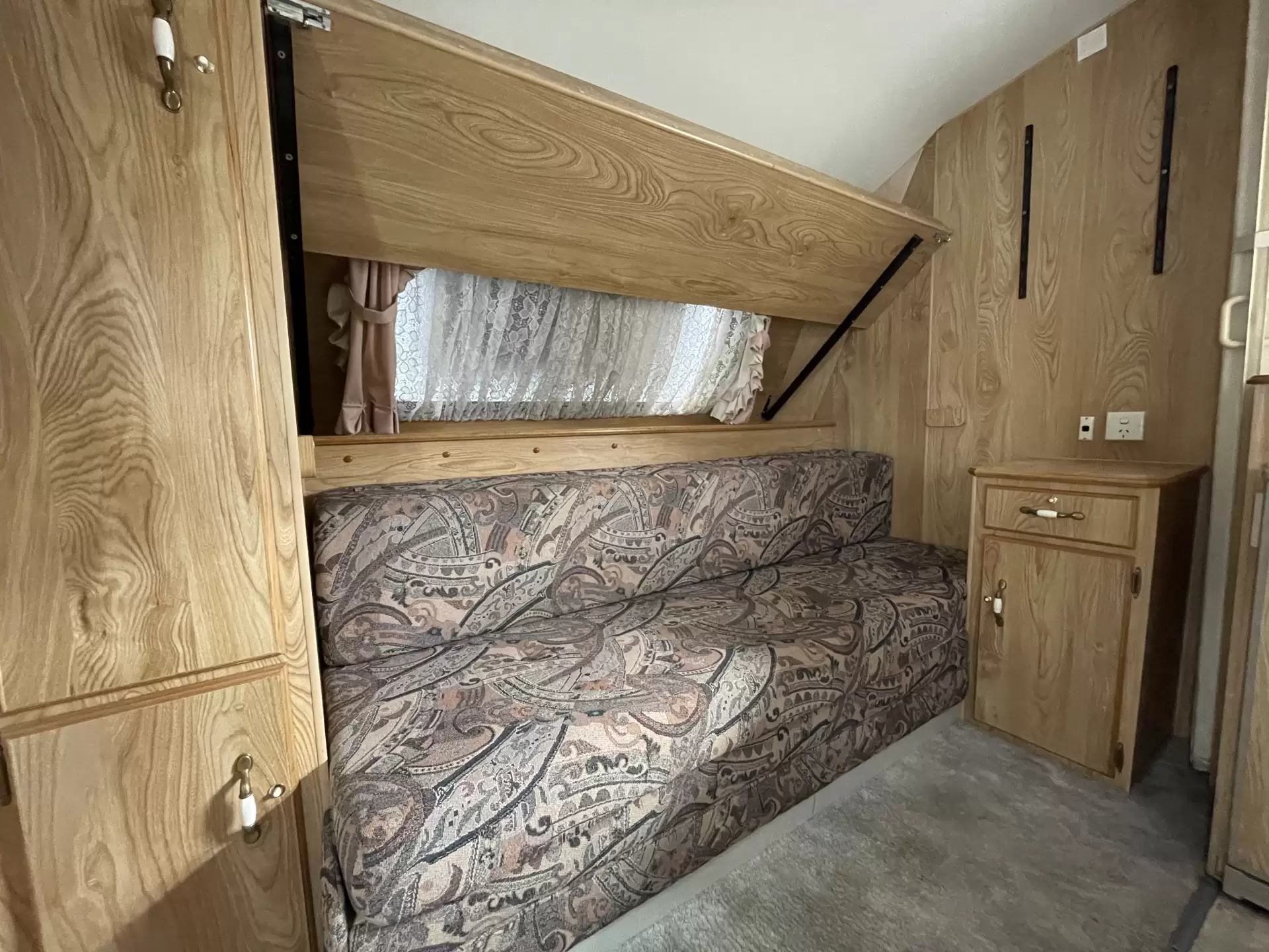 Statesman MKII (Bunks)