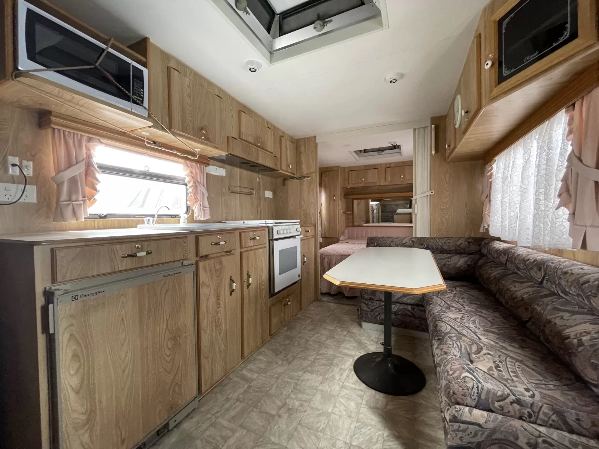 Statesman MKII (Bunks)