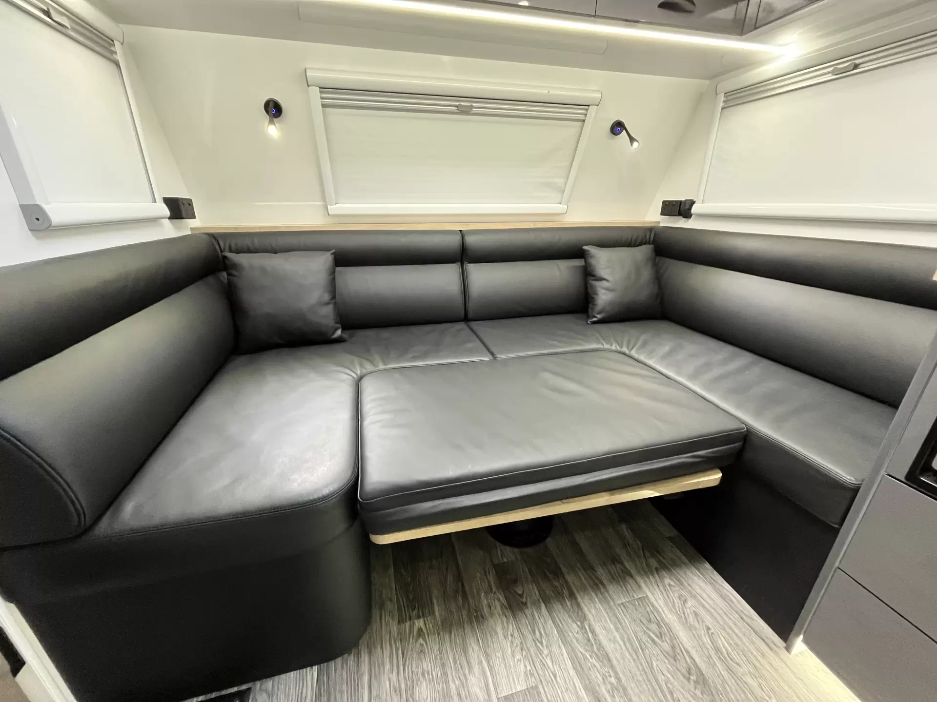 Cruiser RCC220