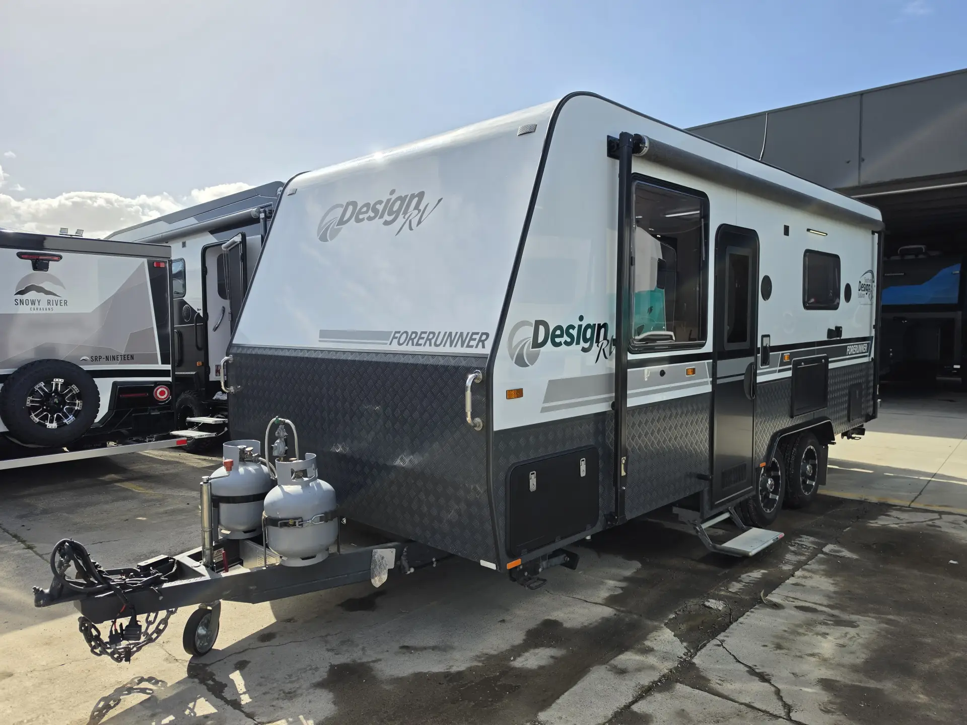 2020 Design RV Forerunner