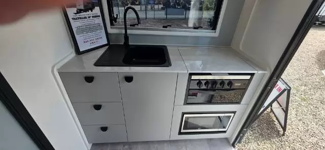 NEW 2025 TRAVELLER DESTINATION CRUISE 13′