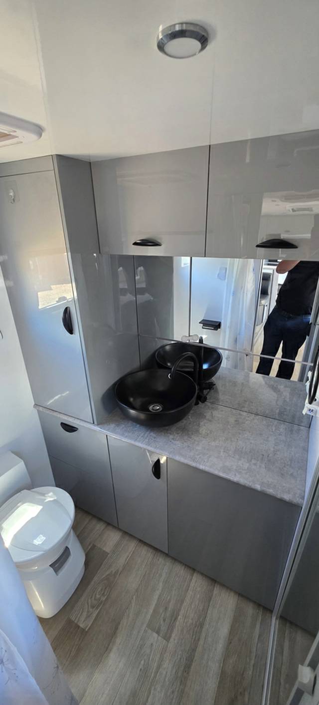 USED 2023 REGENT CRUSIER RCC216 OFF ROAD CARAVAN 2 AXLE