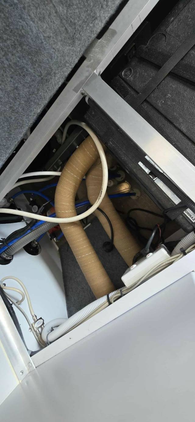 USED 2020 FANTASY CARAVAN F3S SERIES POP TOP 1 AXLE