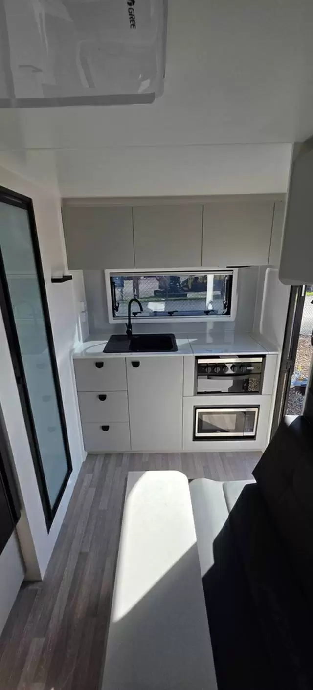 NEW 2025 TRAVELLER DSTINATION CRUISE 13′