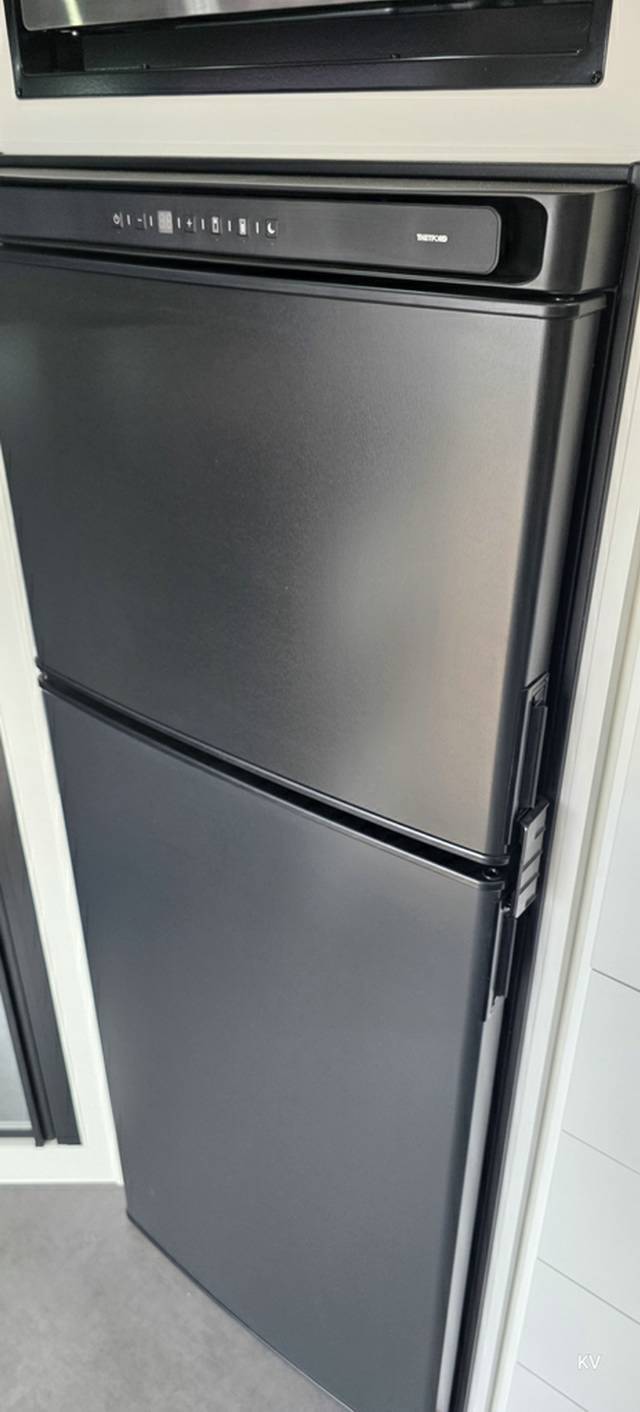 USED 2025 ROYAL FLAIR FAMILY FLAIR OFF ROAD CARAVAN 2 AXLE