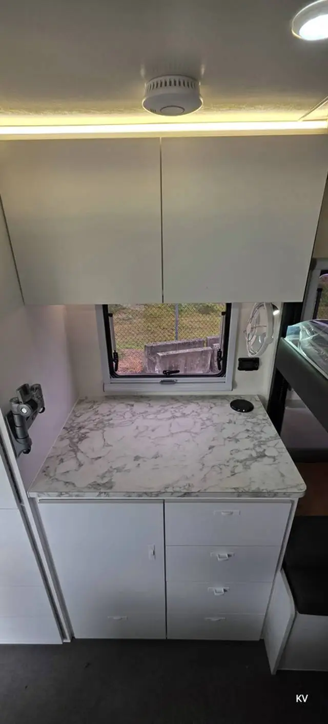 USED 2025 ROYAL FLAIR AUSSIE MATE 18