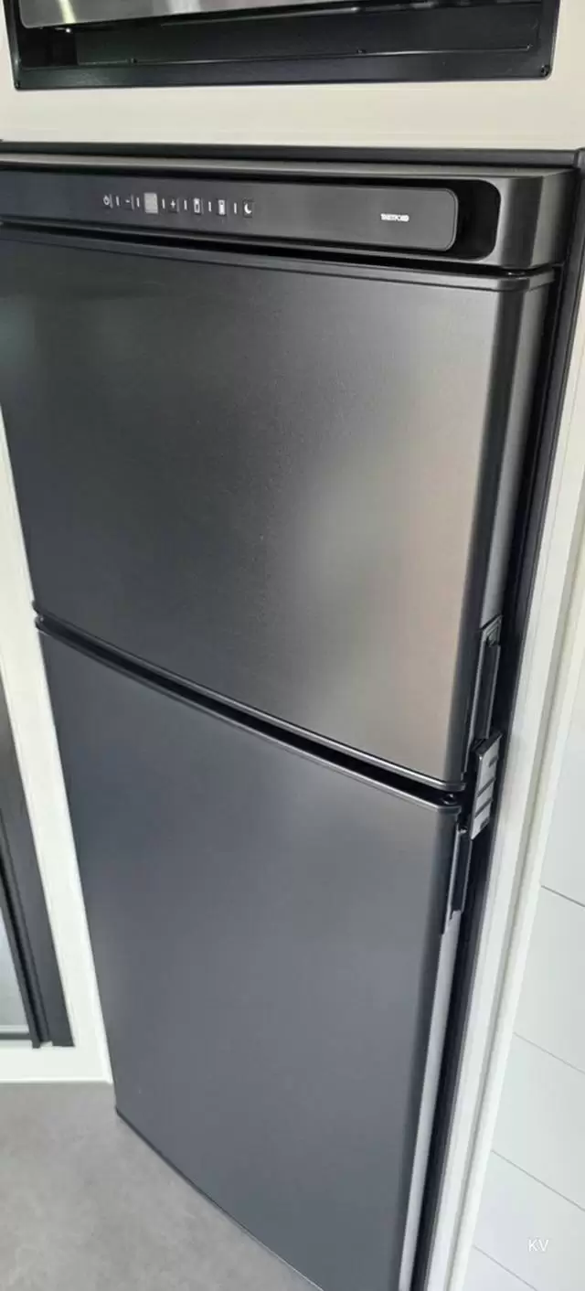 USED 2025 ROYAL FLAIR FAMILY FLAIR