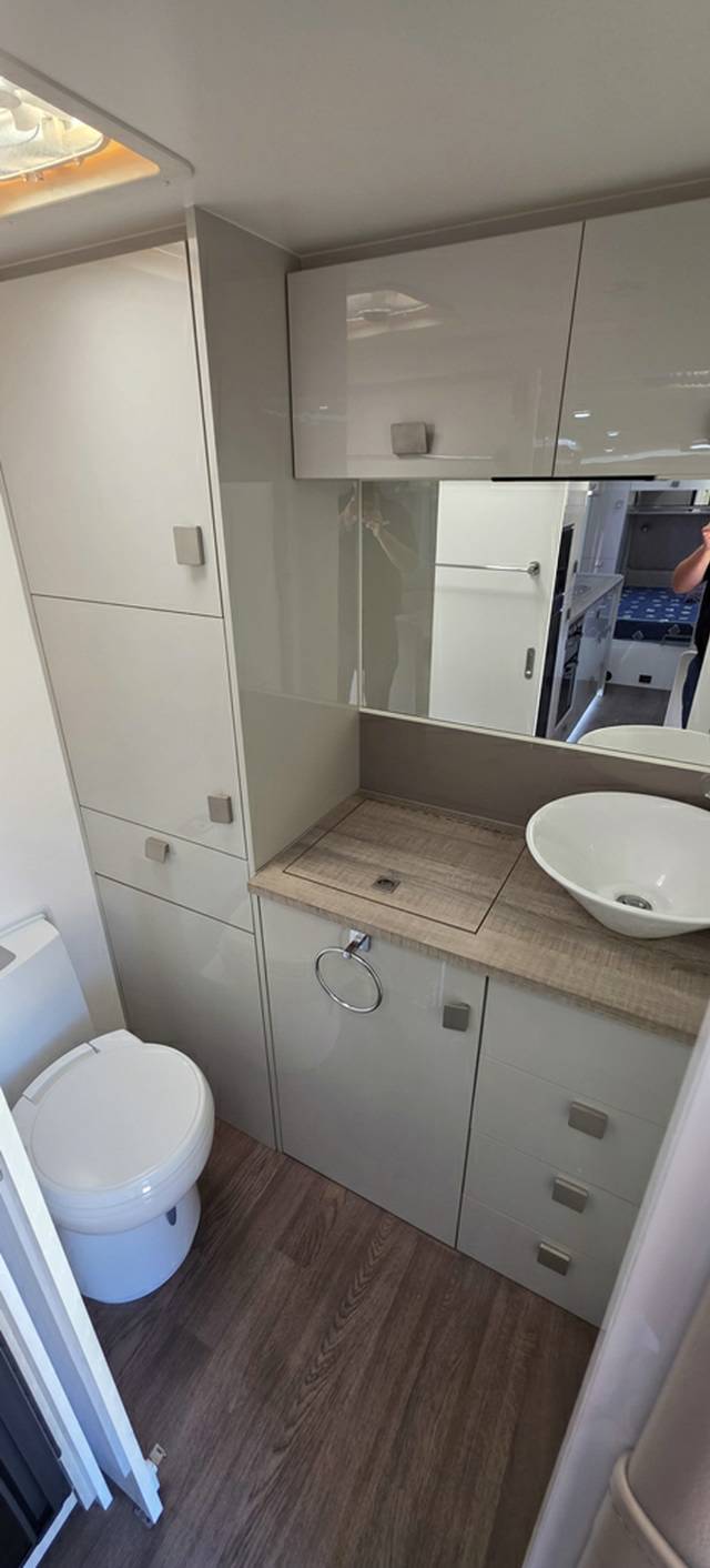 USED 2021 ESSENTIAL CARAVANS C-CLASS TOURING CARAVAN 2 AXLE