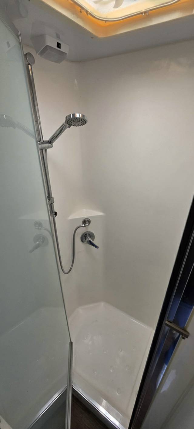 USED 2021 ESSENTIAL CARAVANS C-CLASS TOURING CARAVAN 2 AXLE