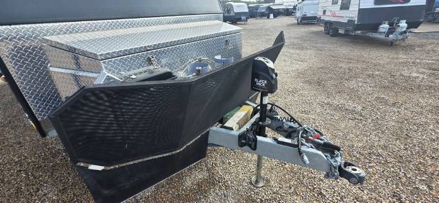 USED 2021 SPINIFEX CARAVANS NOMADIX 20’6″ CARAVAN 2 AXLE