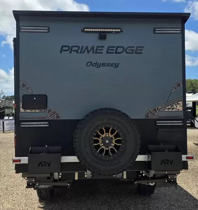 https://media-caravea.syd1.digitaloceanspaces.com/caravans/33EC17024/image-4.webp?q=VmCS7XeGge