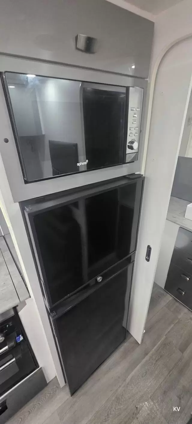 USED 2021 TRACKVAN BY MILLENNIUM ALUMINIUM SERIES 18’6″