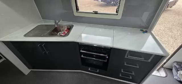 USED 2016 NEXTGEN BLACKLINE 20’6″