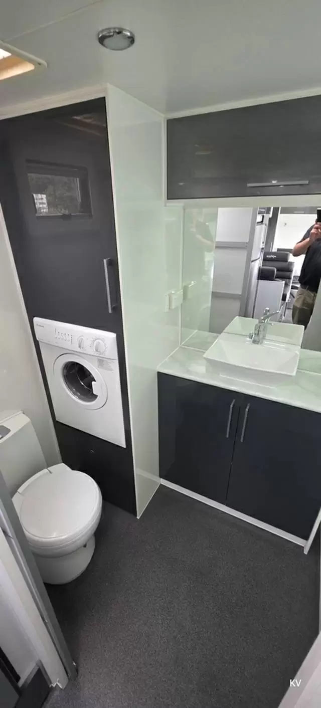 USED 2016 NEXTGEN BLACKLINE 20’6″