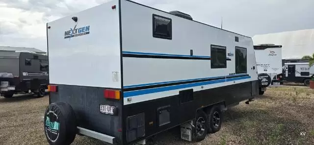 USED 2016 NEXTGEN BLACKLINE 20’6″