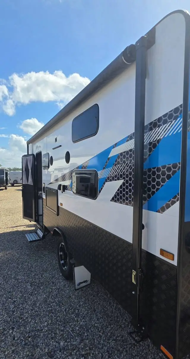 USED 2023 DESIGN RV FORERUNNER FAMILY BUNKS 2