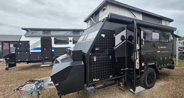 USED 2025 EZYTRAIL PARKES 13 MK3