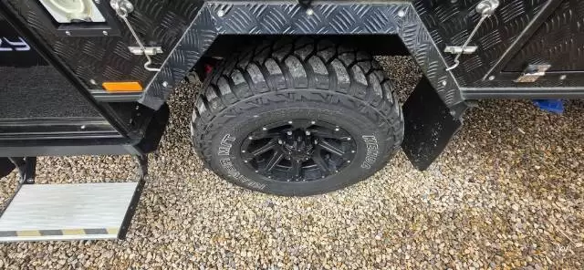 USED 2025 EZYTRAIL PARKES 13 MK3