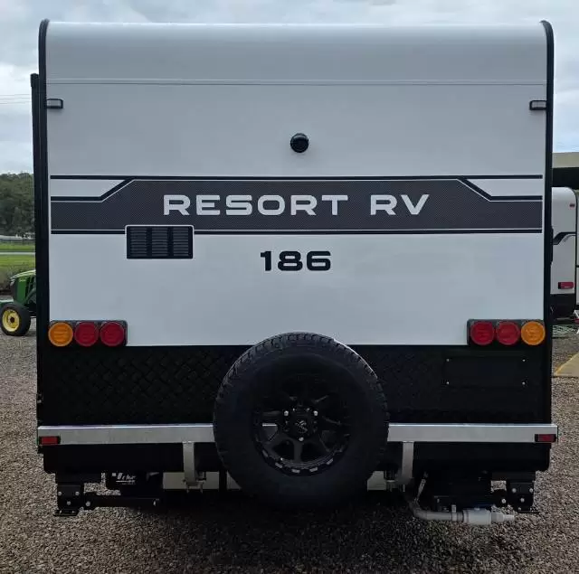 NEW 2026 RESORT RV TOURING 18’6