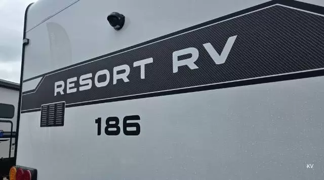 NEW 2026 RESORT RV TOURING 18’6