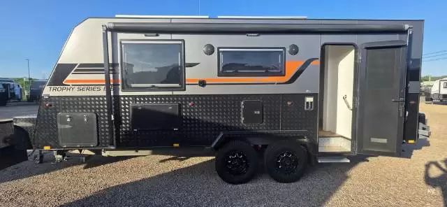 USED 2023 NETWORK RV VICTORY 19’6″