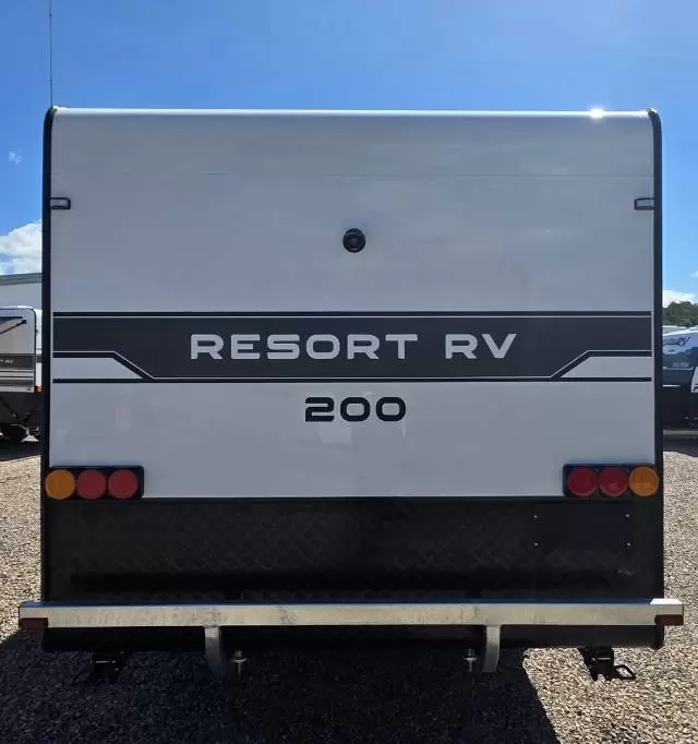 https://media-caravea.syd1.digitaloceanspaces.com/caravans/33EC17752/image-5.webp?q=rMndqeum6E
